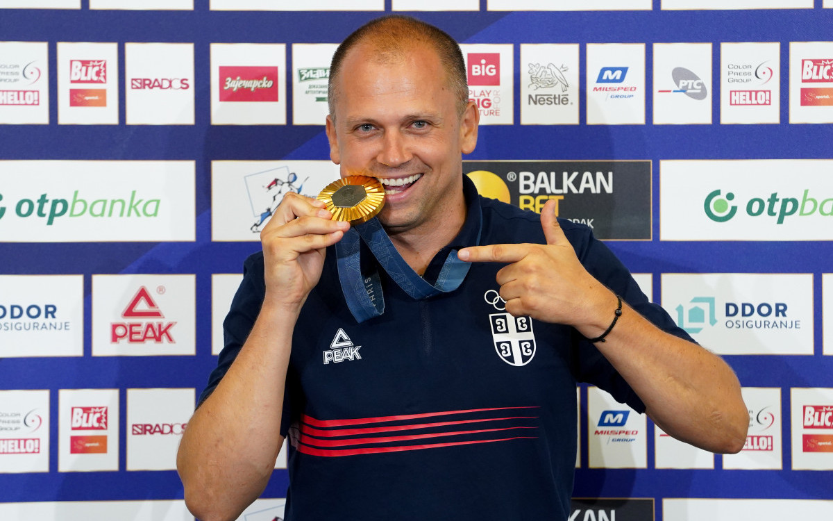 Damir Mikec sa zlatnom olimpijskom medaljom